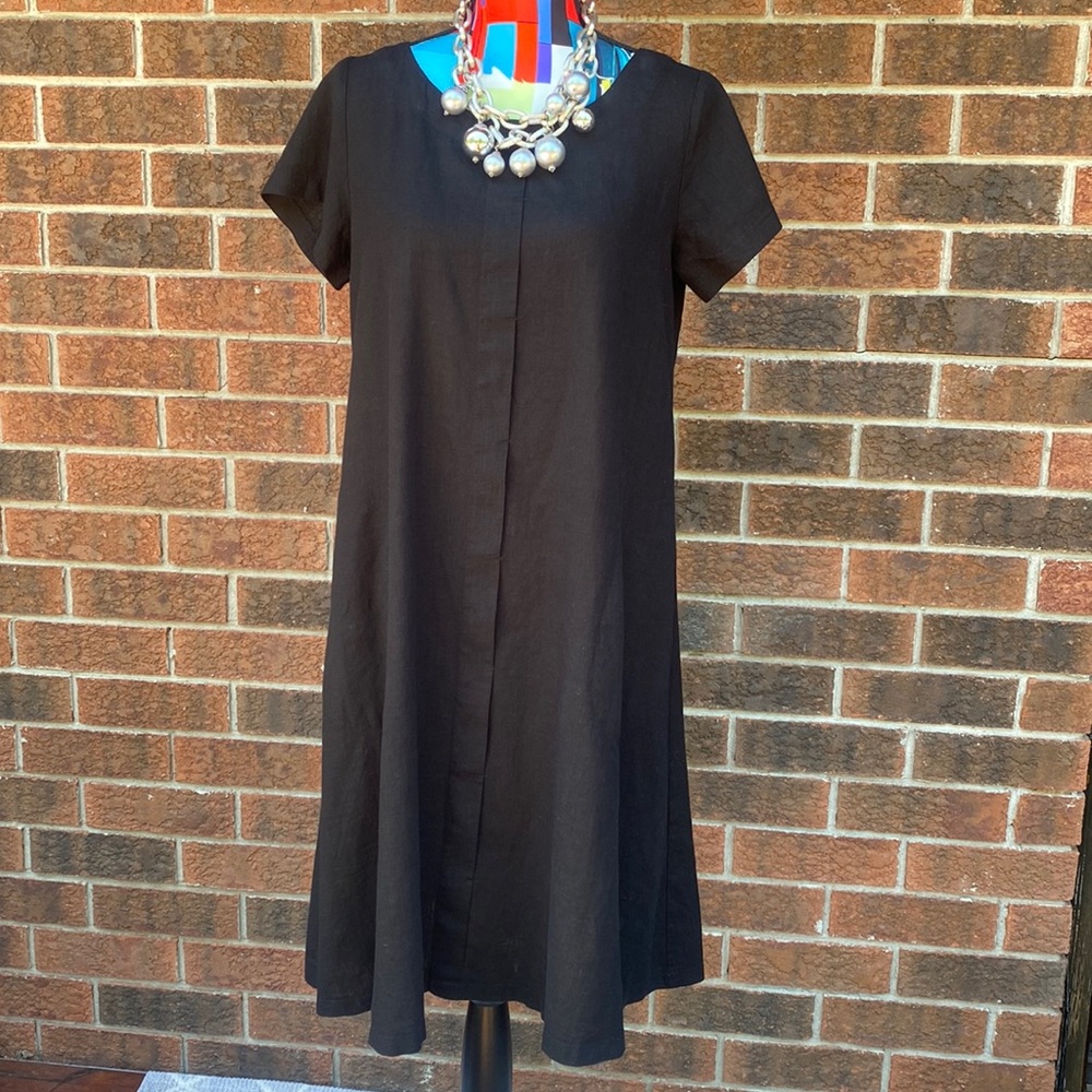 Classic Black Short-Sleeve A-Line Dress